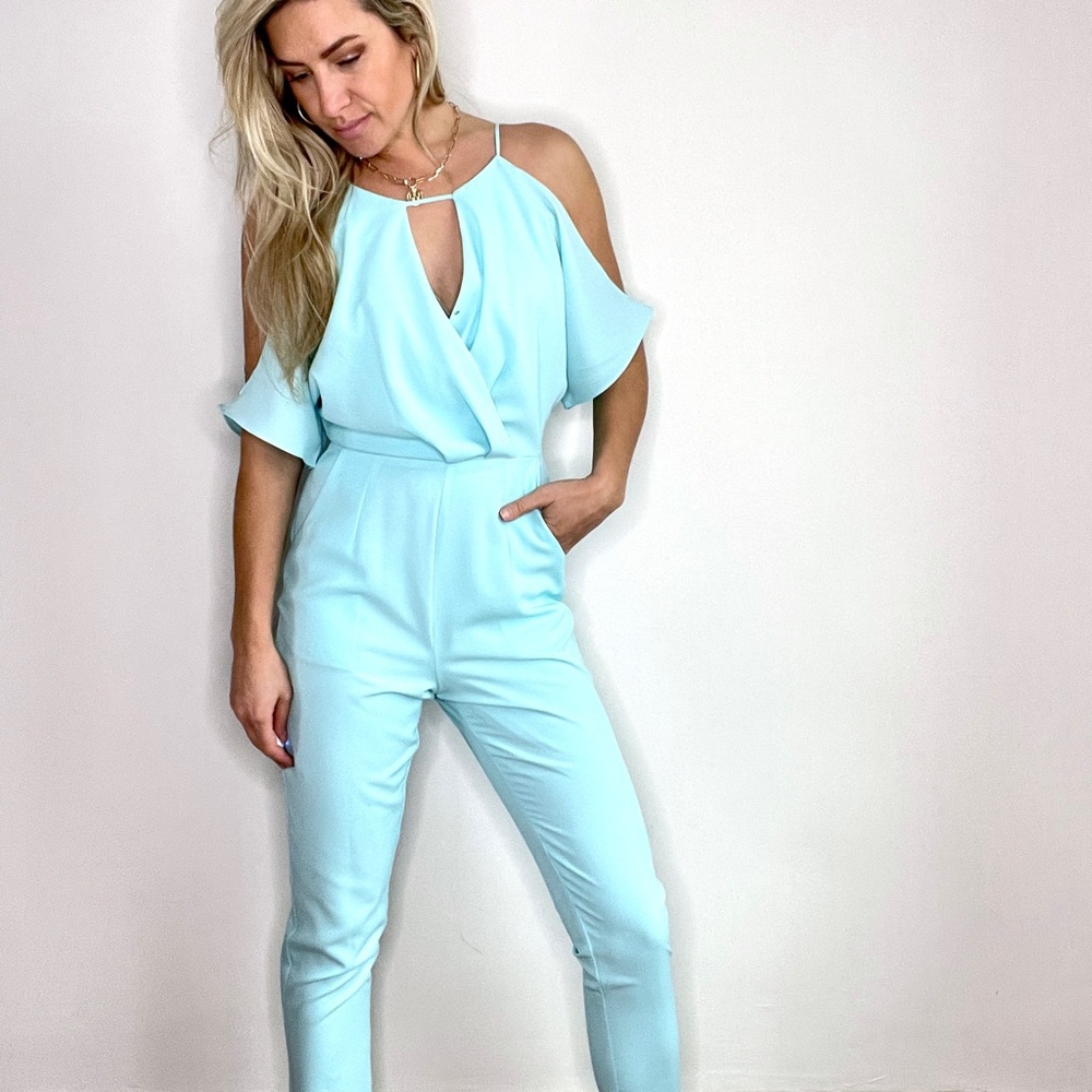 Adelyn Rae Turquoise Open Shoulder Jumpsuit Size XS